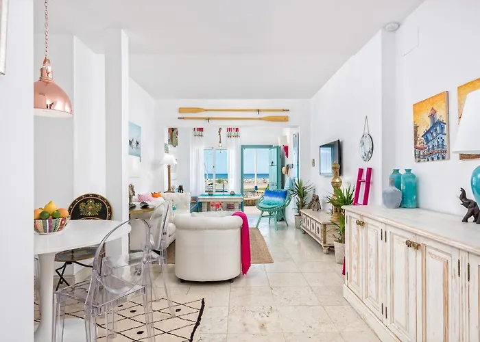 Noemi Playa House In By Solaga Homes Málaga