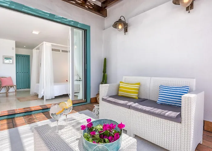 Noemi Playa House In By Solaga Homes * Málaga