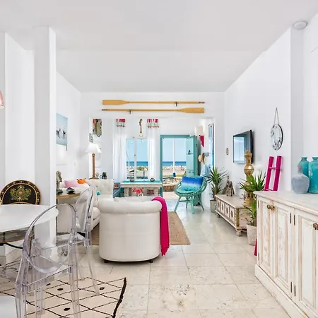 Noemi Playa House In By Solaga Homes Malaga
