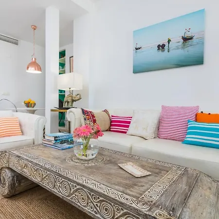 Noemi Playa House In By Solaga Homes Apartment